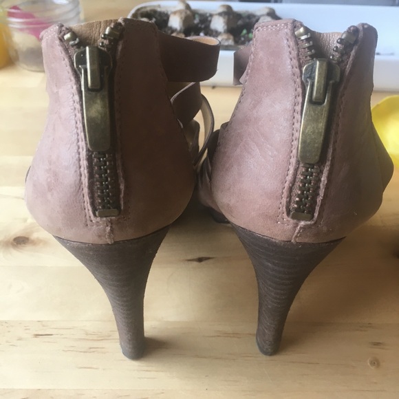 Nine West Heels - Picture 7 of 8